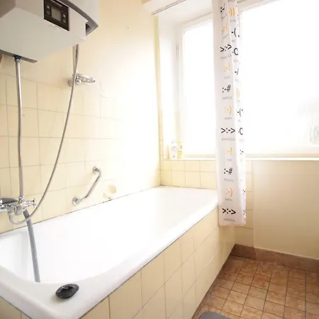 Charming 1-bedroom City Apartment Wurzburg